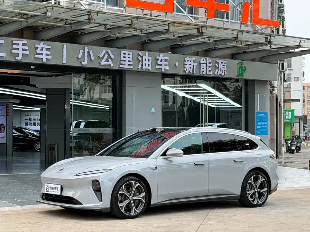 Nio NIO ET5T 2024 75kWh Touring