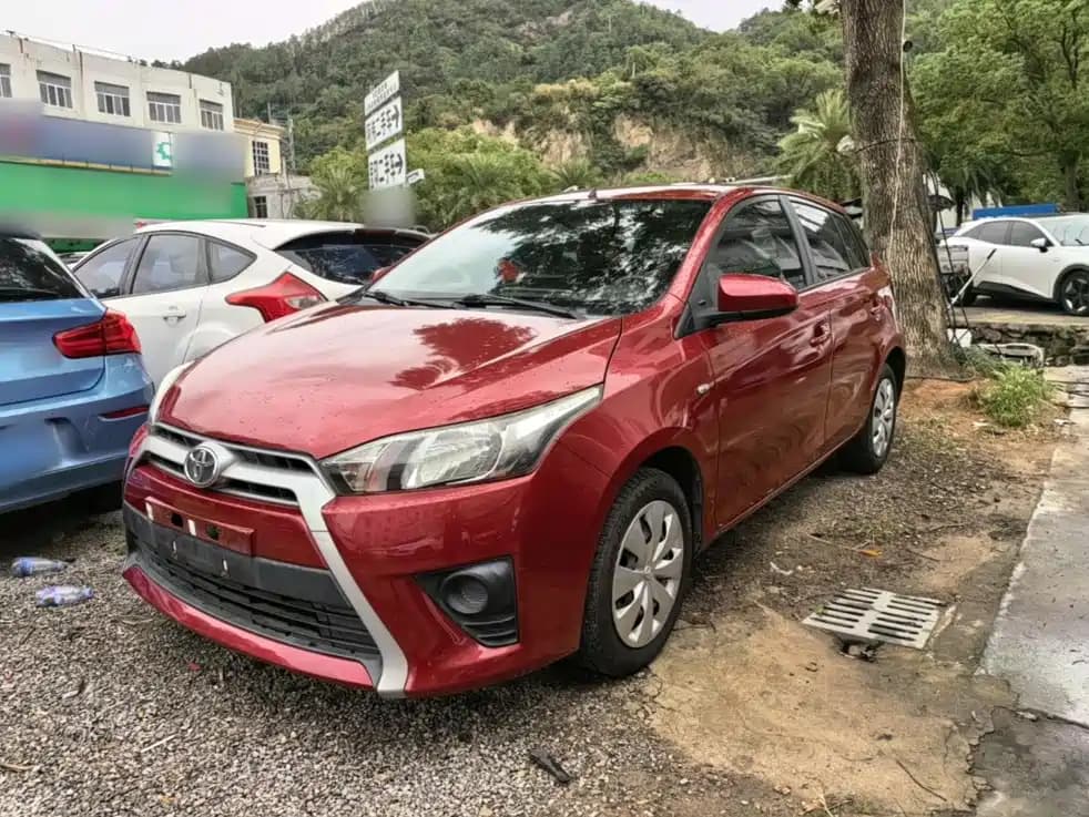 Toyota Yaris L Zhi Xuan 2015 1.5E Auto Charming Edition