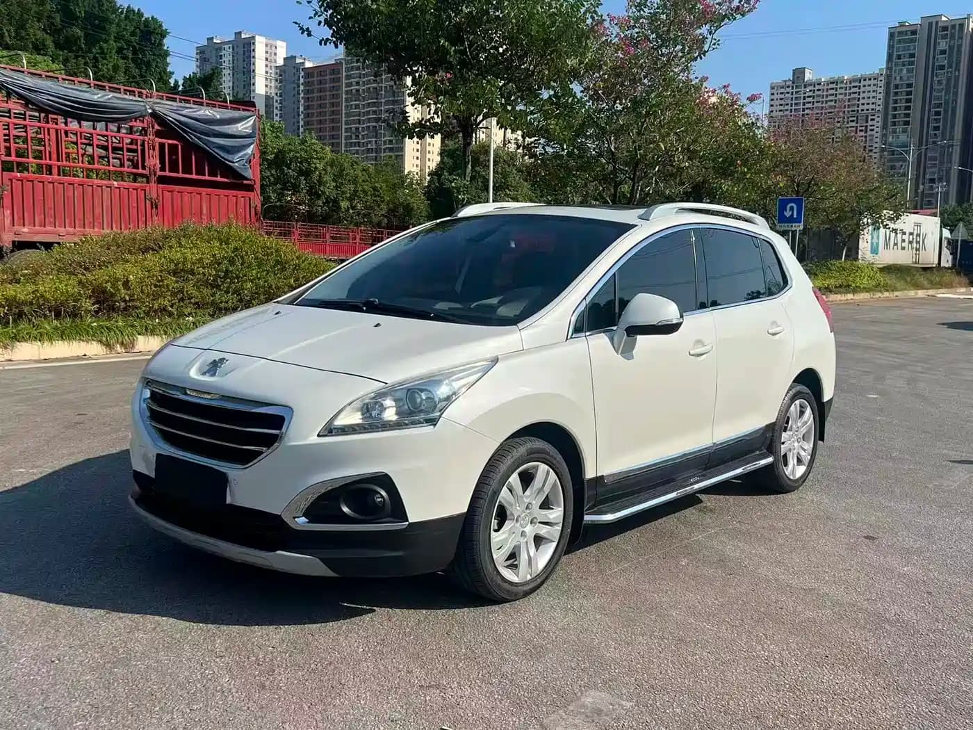 Peugeot 3008 2015 1.6THP Roland Garros Edition