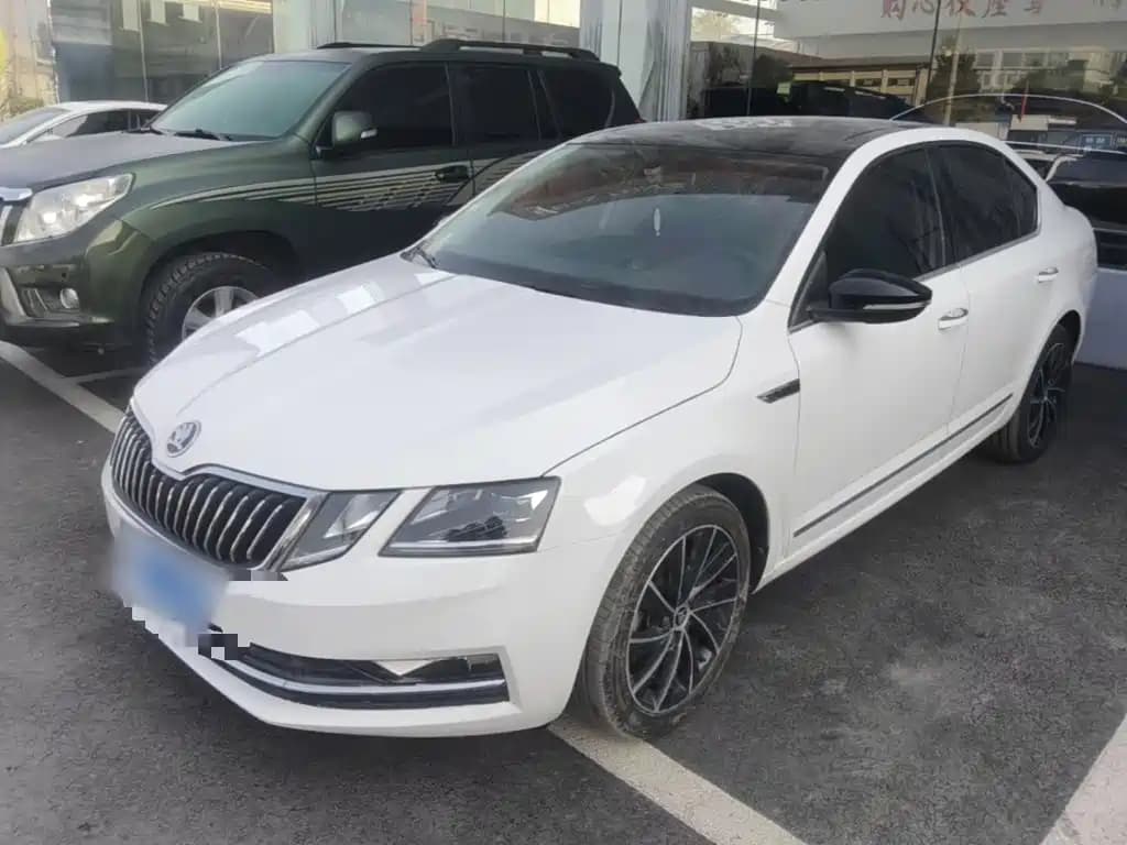 Skoda Octavia Škoda Octavia 2018 TSI280 DSG Luxury Edition