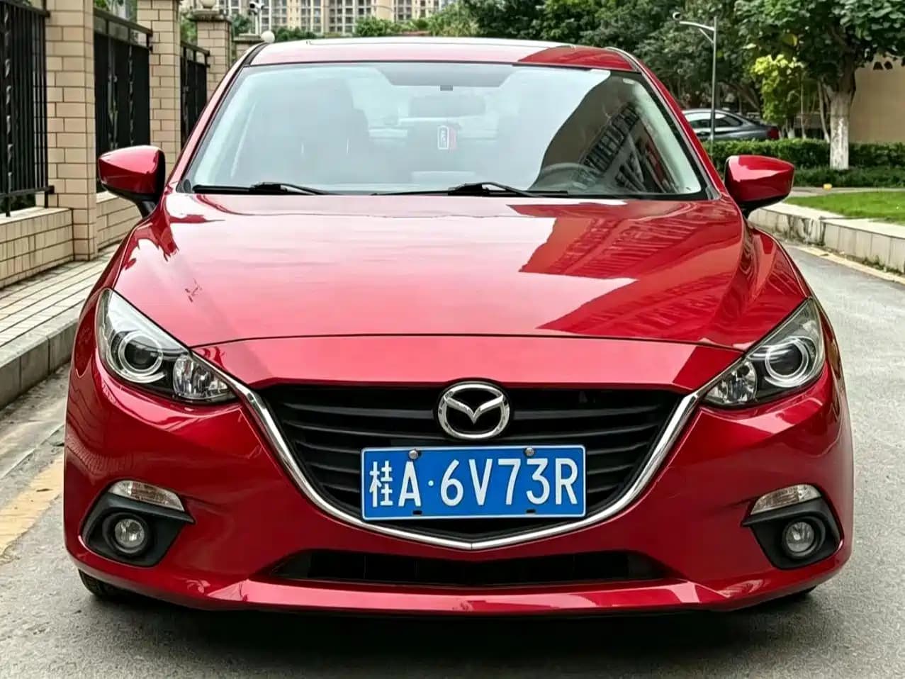 Mazda 3 Mazda3 Axela 2014 Sedan 1.5L Automatic Luxury