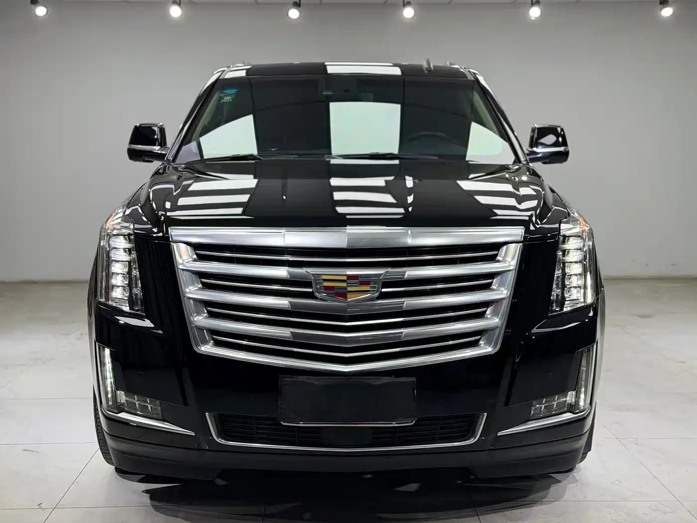 Cadillac Escalade 2017 6.2L ESV Platinum Extended