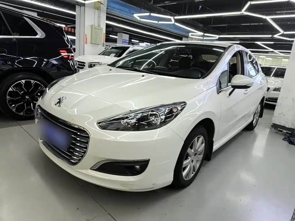 Peugeot 308 2014 Model Joy Edition Classic 1.6L Automatic Superior Style