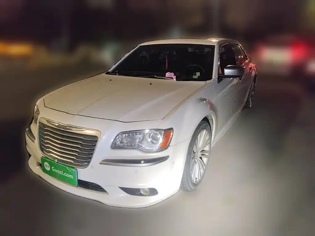 Chrysler 300C (Import) 2014 3.0L Excellence Edition