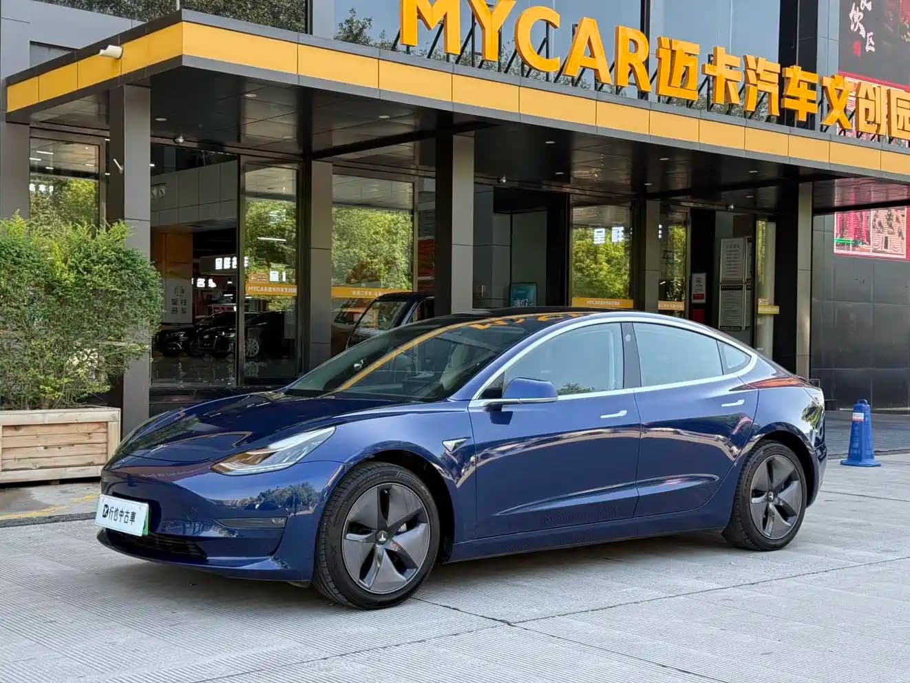 Tesla Model 3 2019 Standard Range Rear-Wheel Drive Upgrade