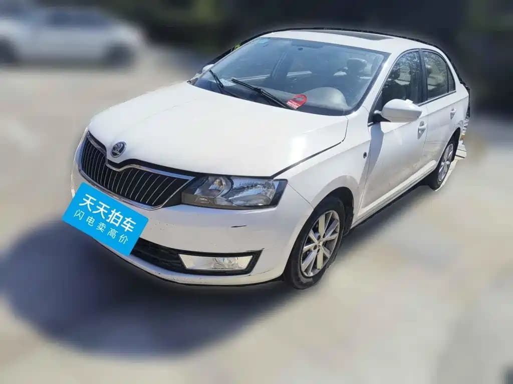 Skoda Rapid Škoda 2013 1.6L Automatic Preferred