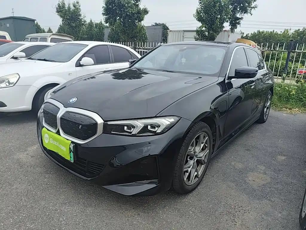 BMW i3 2024 eDrive 35 L