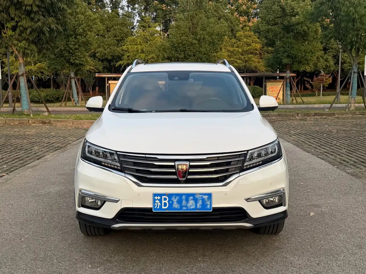 Roewe RX5 2016 30T 4WD Automatic Internet Premium Edition