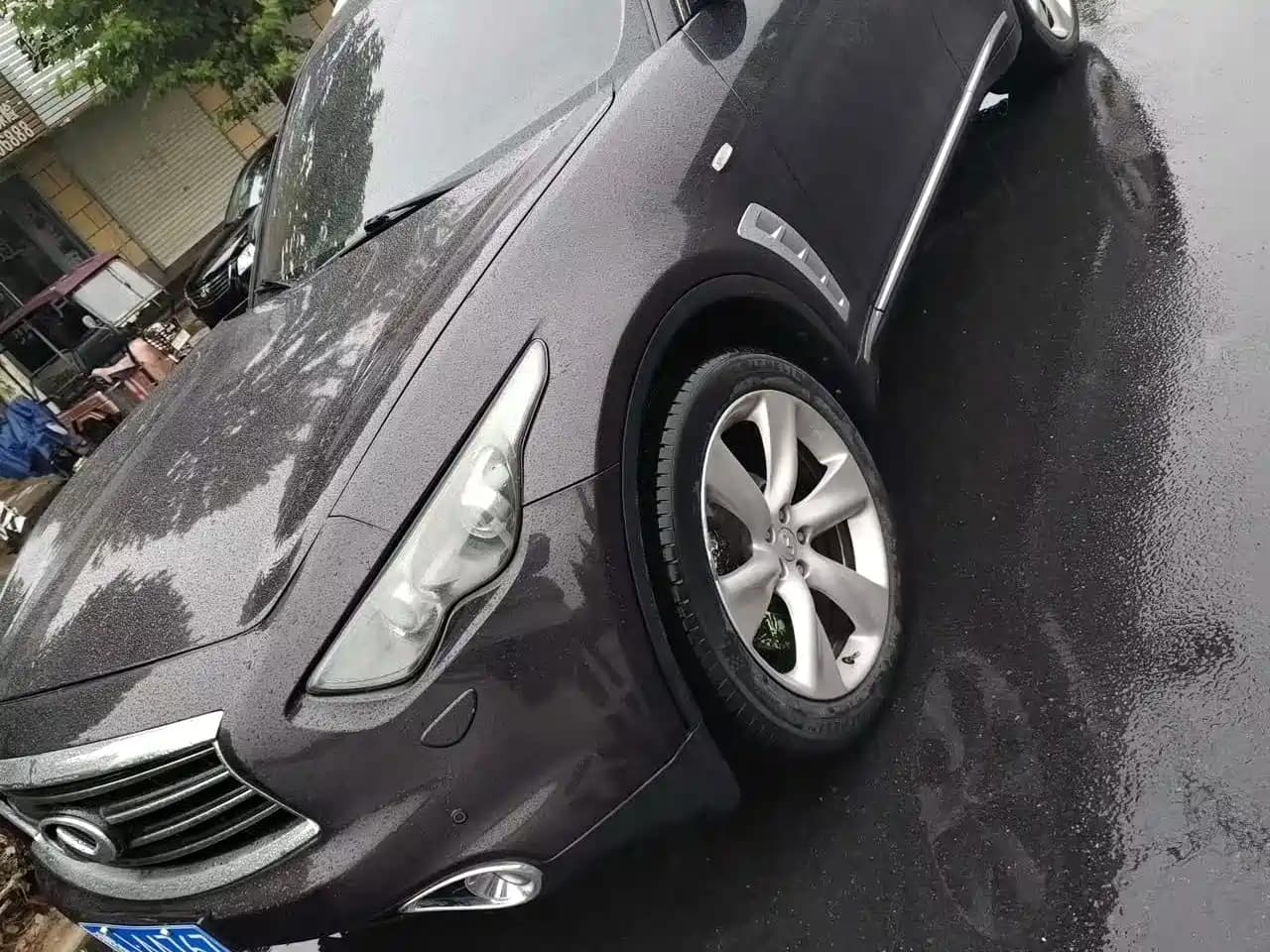 Infiniti QX70 2013 3.7L Standard Edition