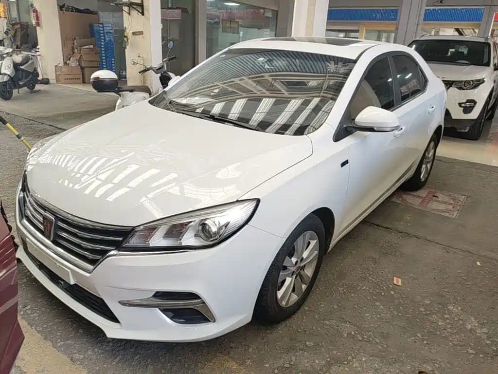 Roewe 360 2018 PLUS 1.5L Automatic Exclusive Edition