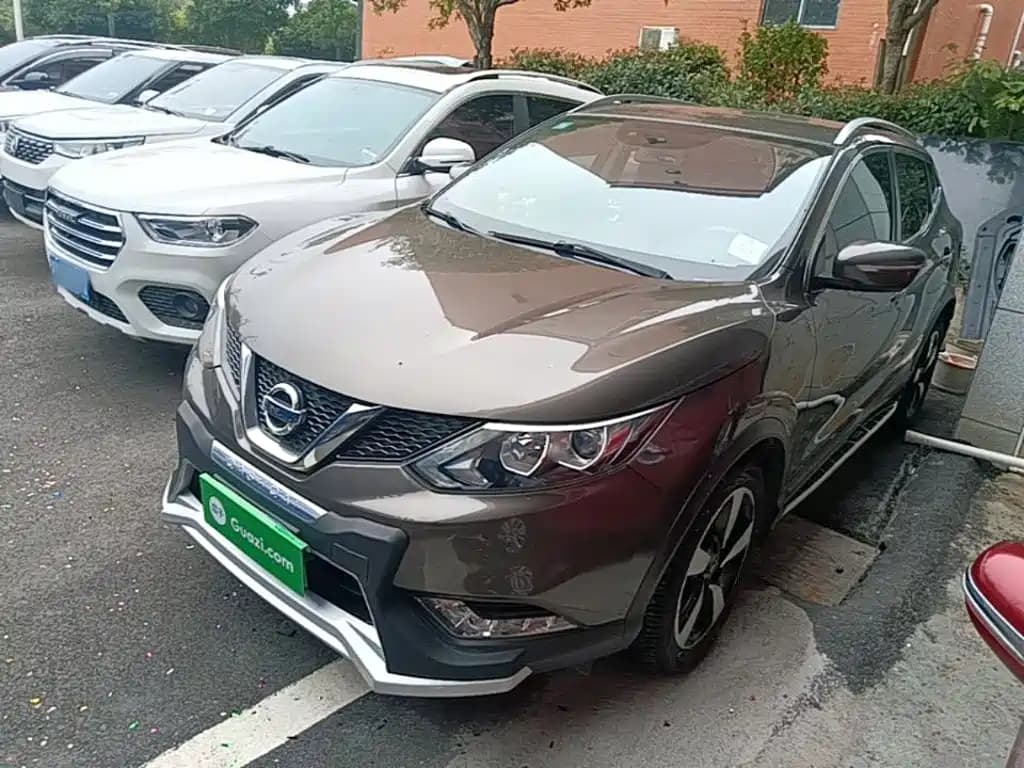 Nissan Qashqai 2017 2.0L CVT Smart Edition (China V)