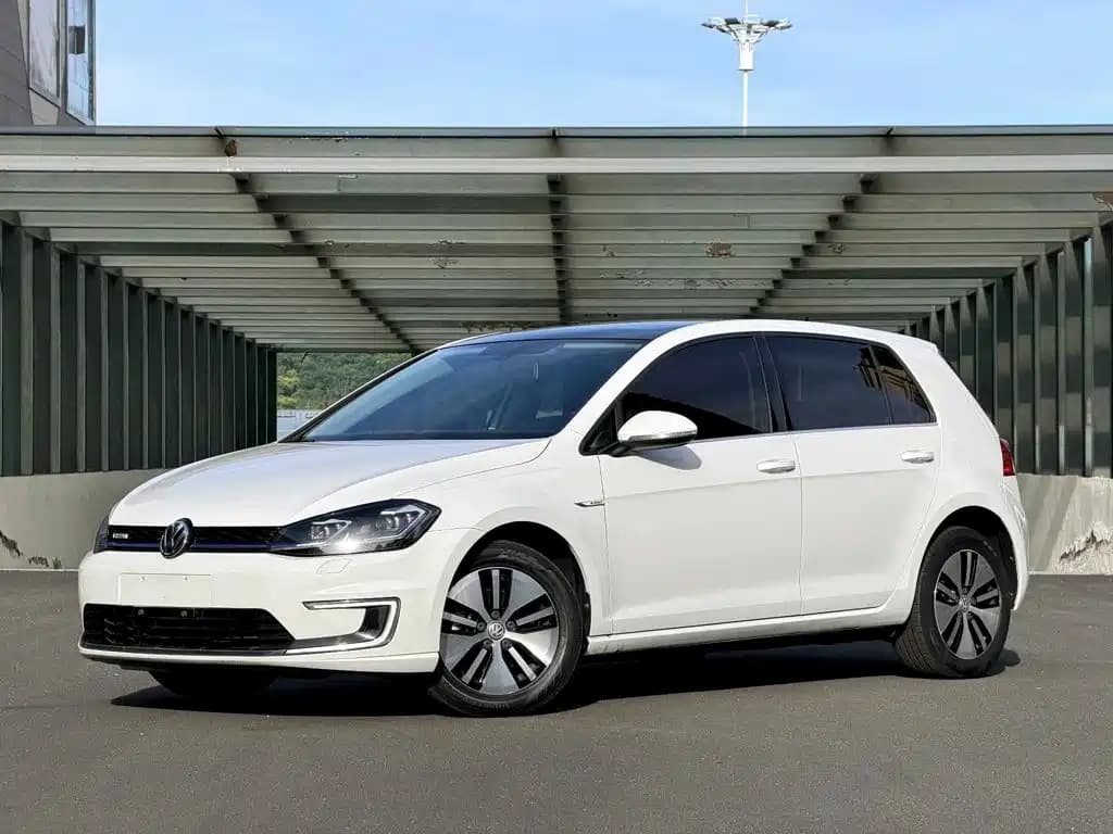 Volkswagen Volkswagen Golf Electric 2020 Chi