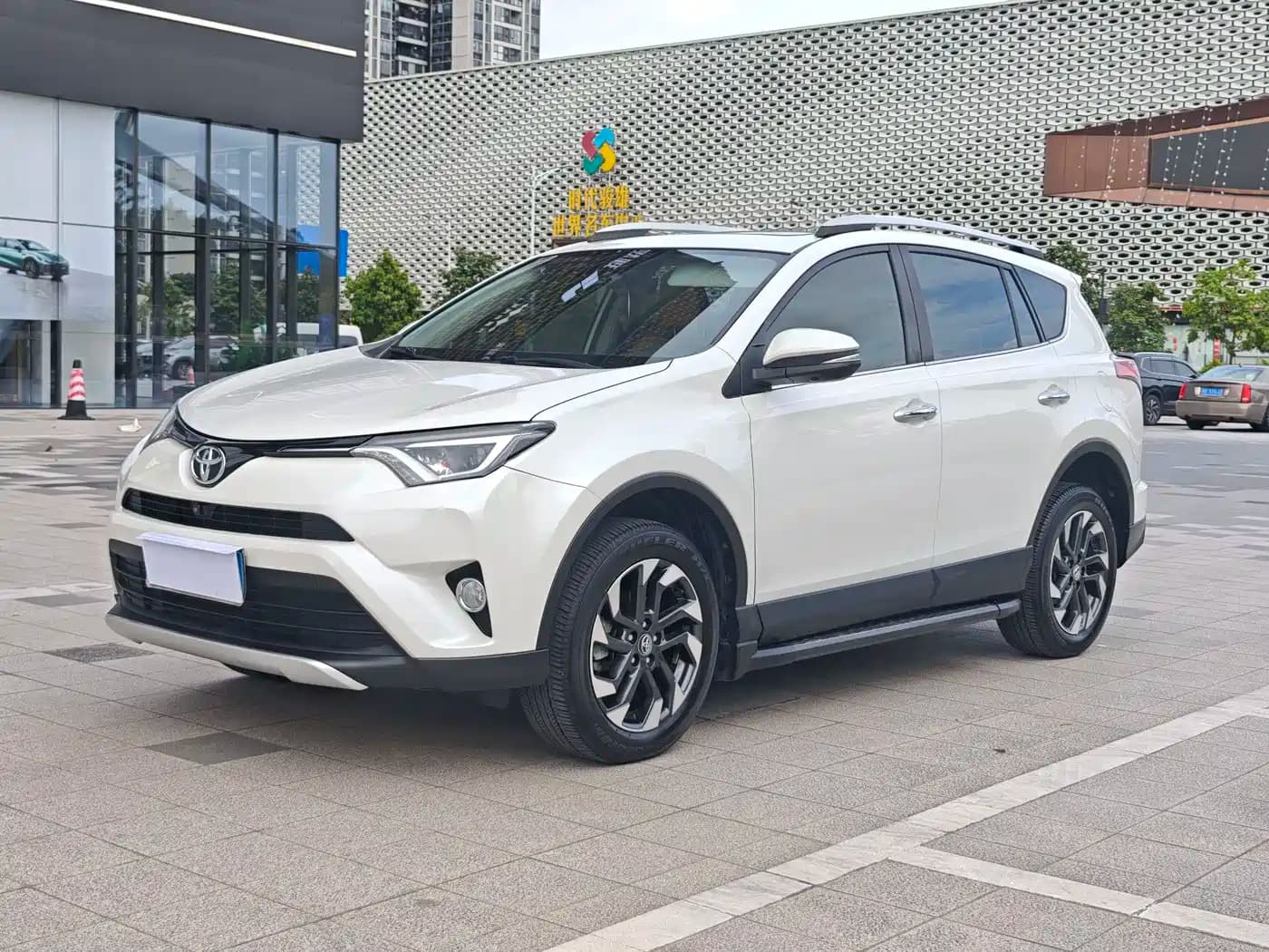Toyota RAV4 Rongfang 2016 2.5L Automatic 4WD Elite
