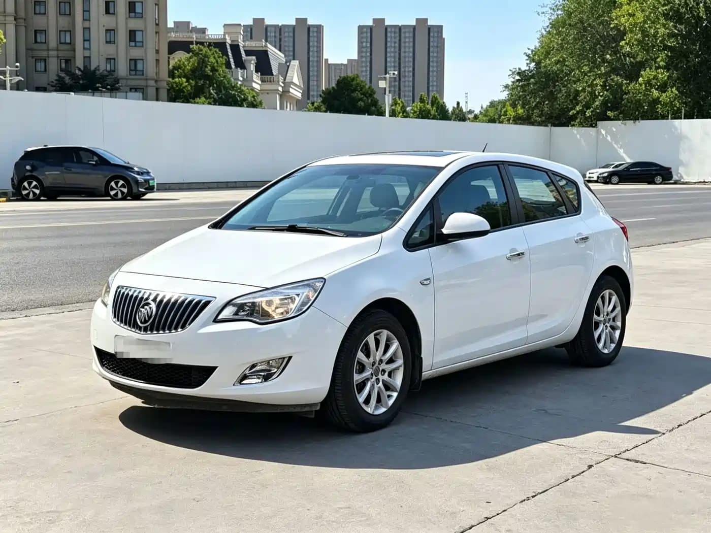 Buick Excelle 2014 XT 1.6L Automatic Fashion