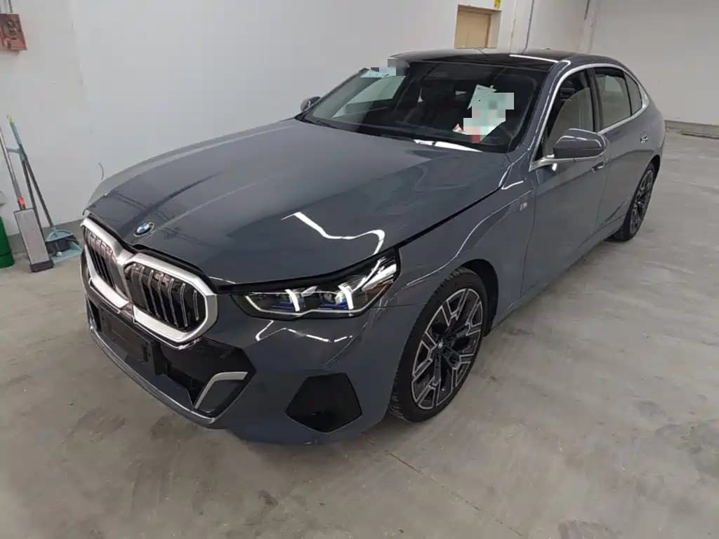 BMW BMW 5 Series 2024 530Li Premium M Sport Package