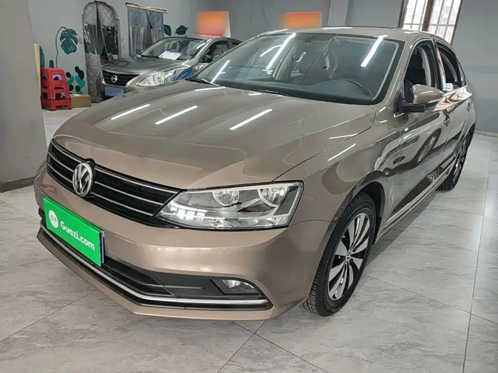 Volkswagen Jetta Sagitar 2018 1.6L Manual Comfort