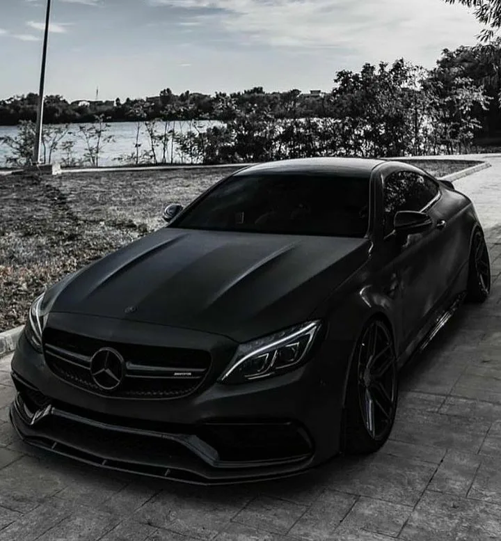 История Mercedes‑Benz: от первых машин до стандартов премиум‑класса