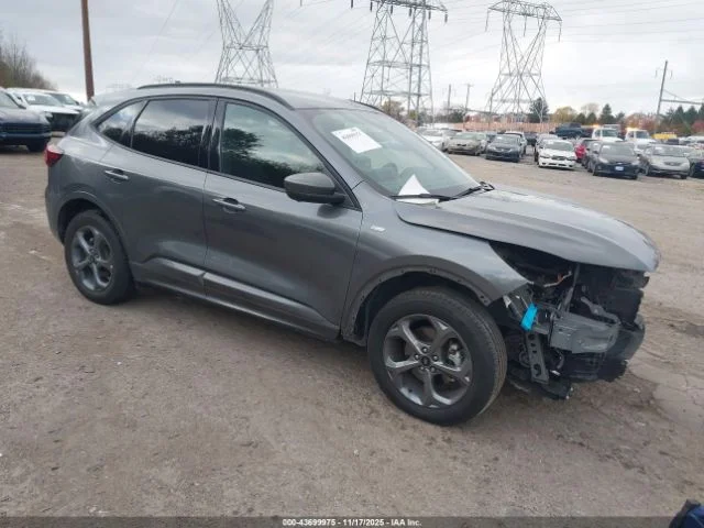 FORD ESCAPE ST-LINE SELECT