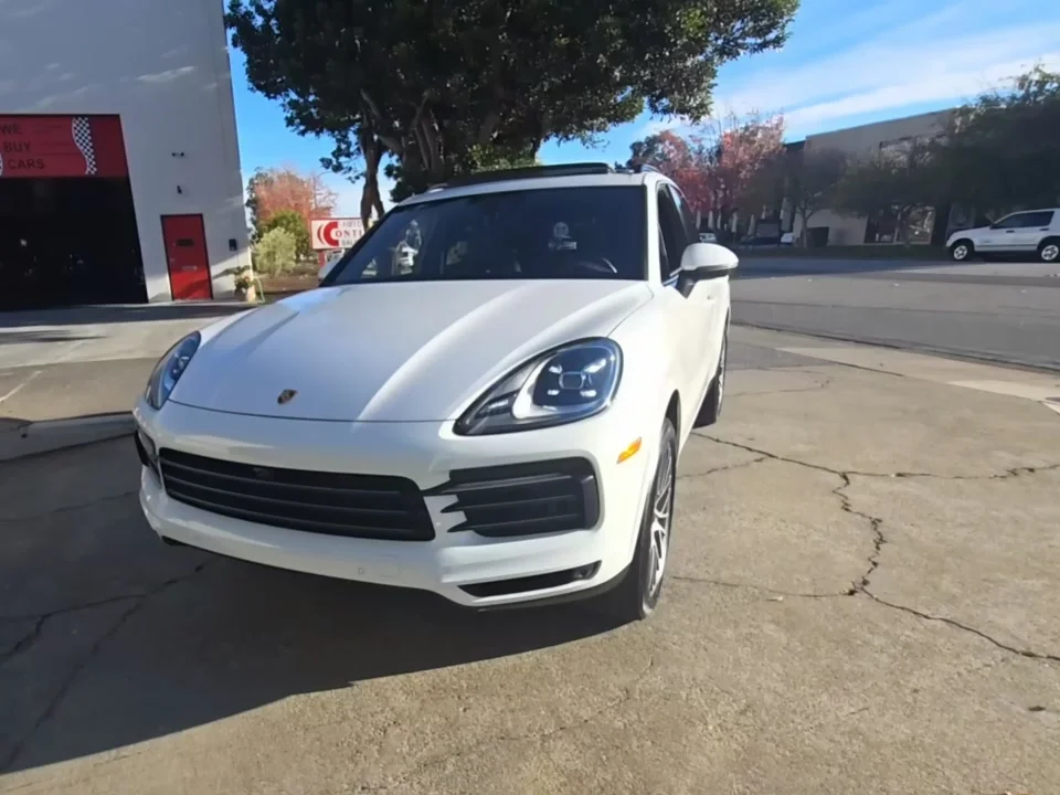 PORSCHE CAYENNE PLATINUM
