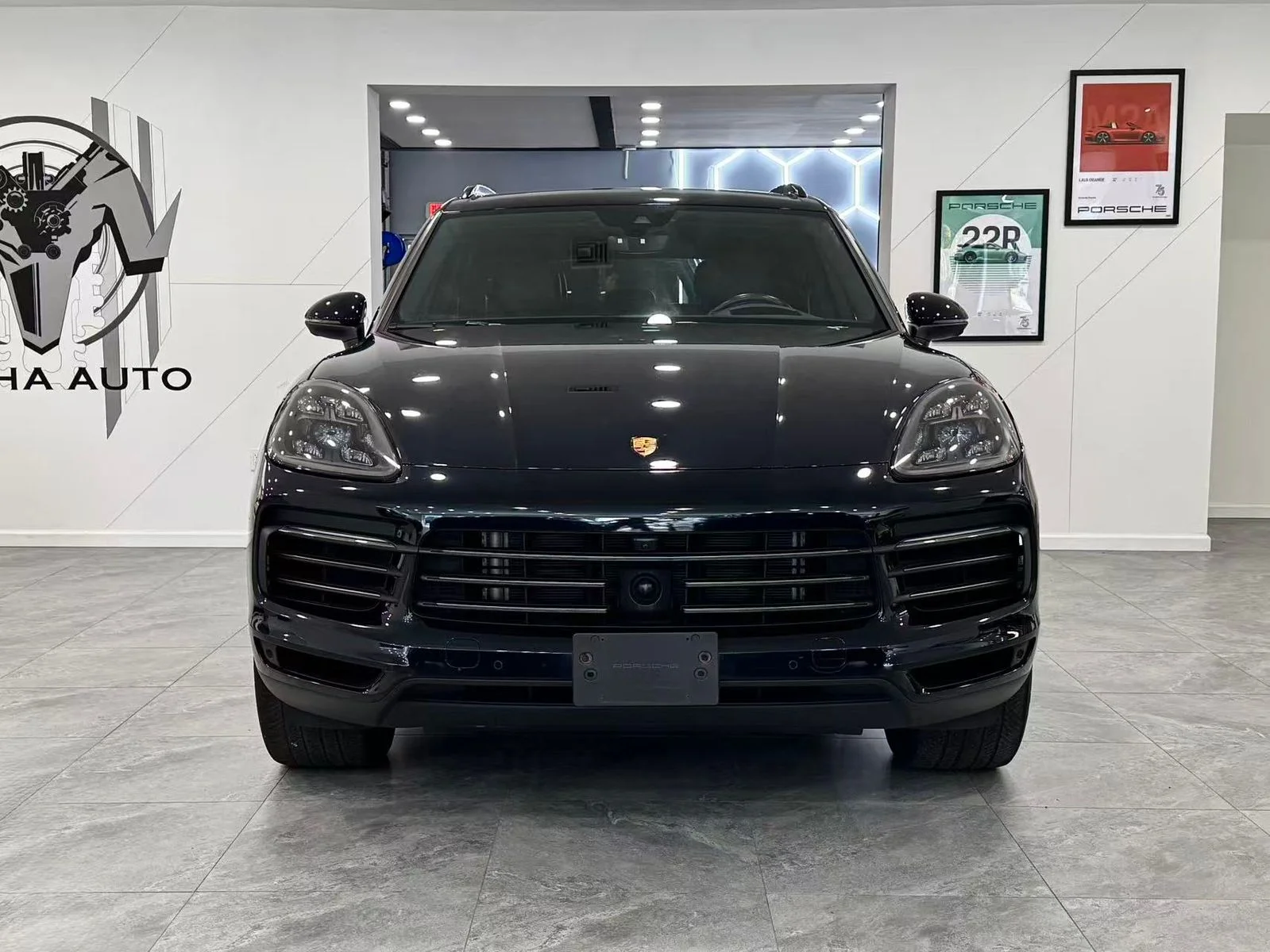 PORSCHE CAYENNE PLATINUM