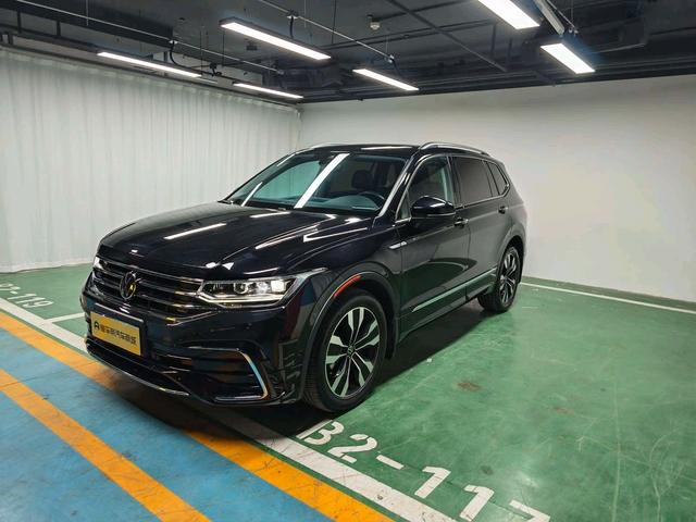 Volkswagen Tiguan L 380TSI R-Line