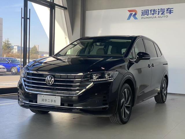 Volkswagen Viloran Facelift 330TSI Luxury Edition