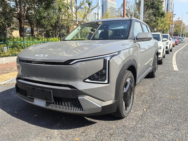 Kia EV5 530 Light