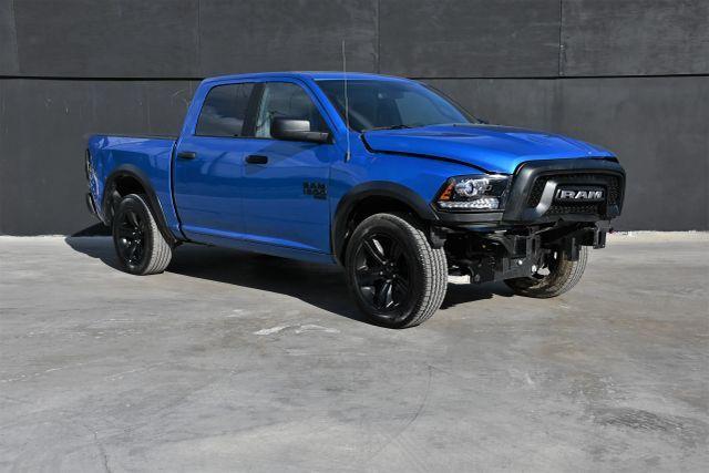 RAM 1500 Classic SLT