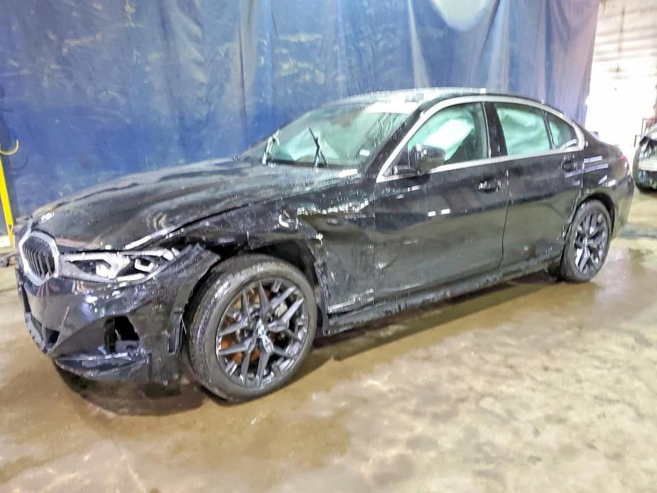 2026 BMW Motorrad 330XI