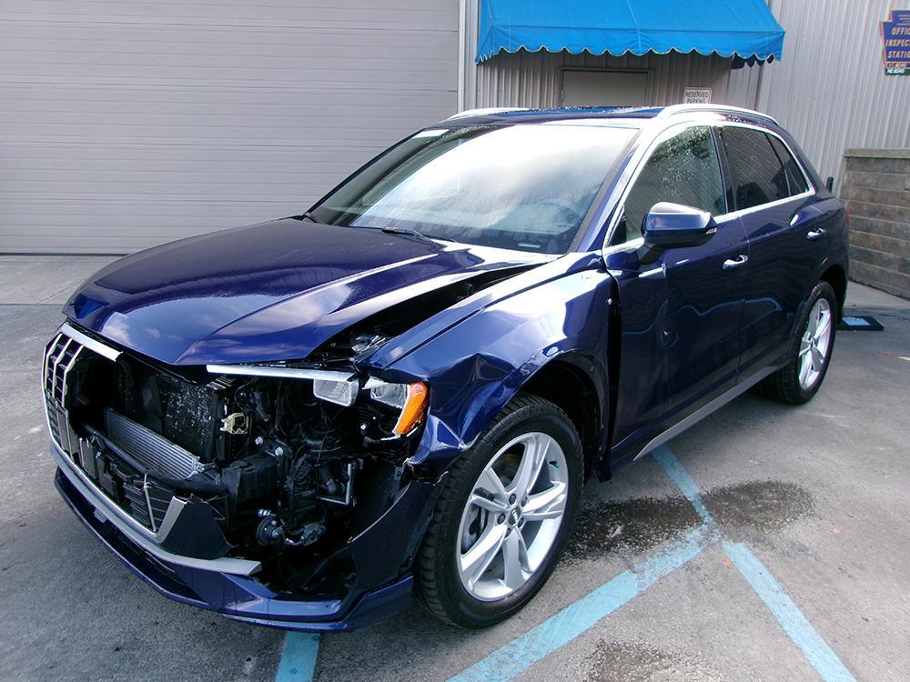 Audi Q3 45 S line Premium